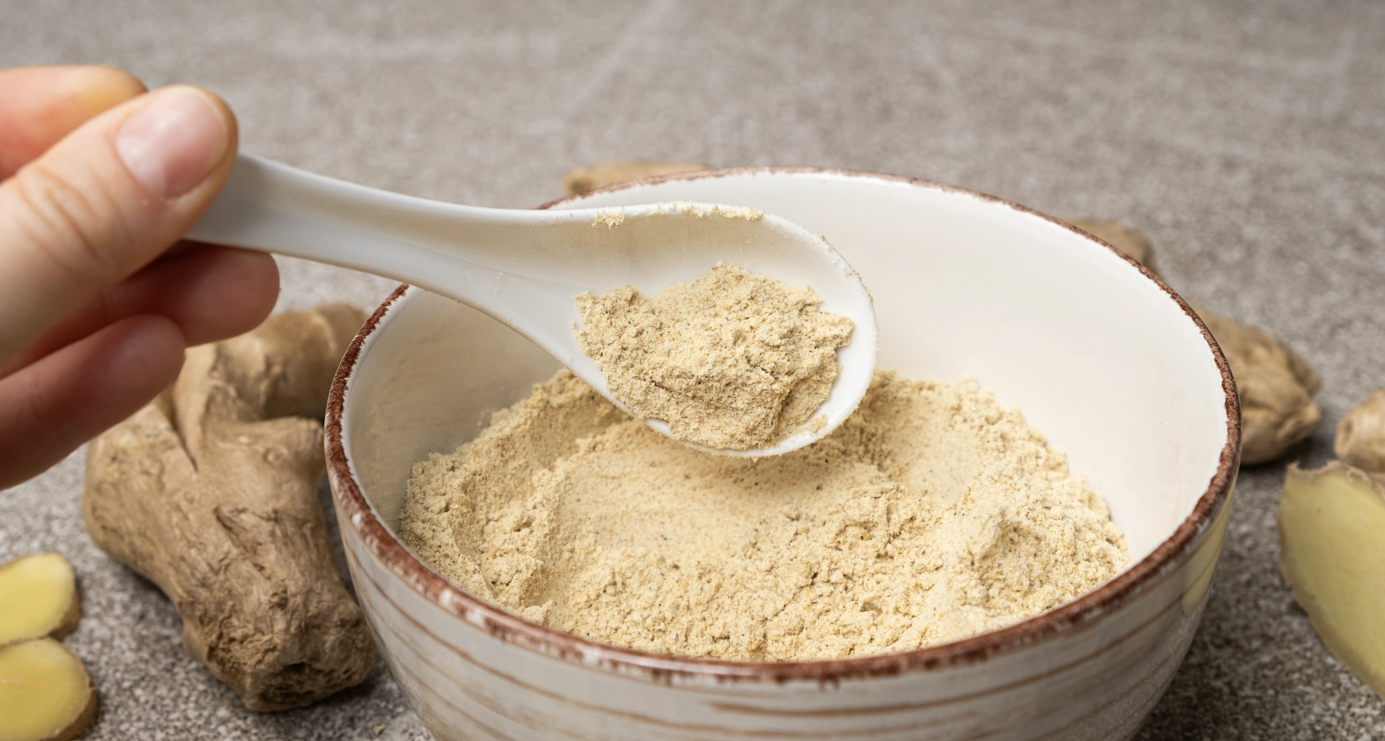 ginger-powder-ground-ginger-root